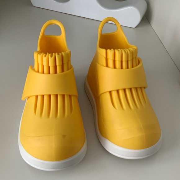 BUTLER Rockhopper Overshoe Kids Rubber Waterproof All Weather Yellow Size 6 7 8 - Picture 12 of 16